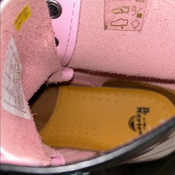 Dr Martins 1460 Women’s Ice Pale Pink Patent Leather 8-Eye Lace Up Boots Size 10 - Picture 12 of 16